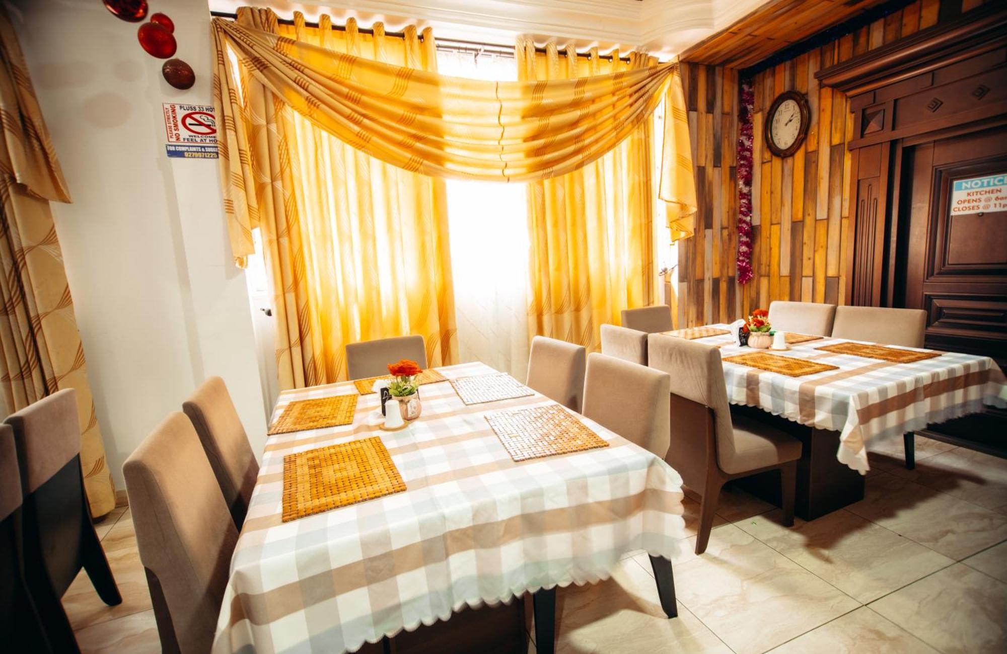 Plus 33 Hotel Nungua Экстерьер фото